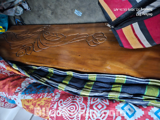 Bed 5/7 feet Queen size